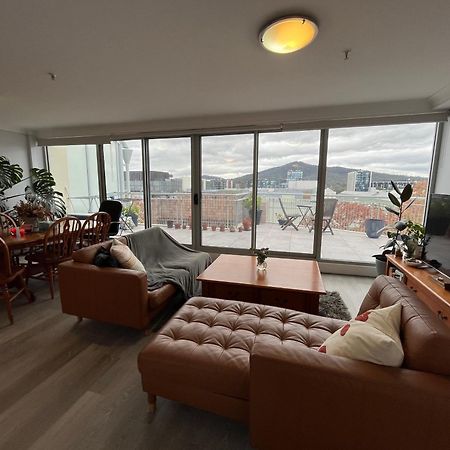 Private Room With Ensuite In The Cbd 캔버라 외부 사진