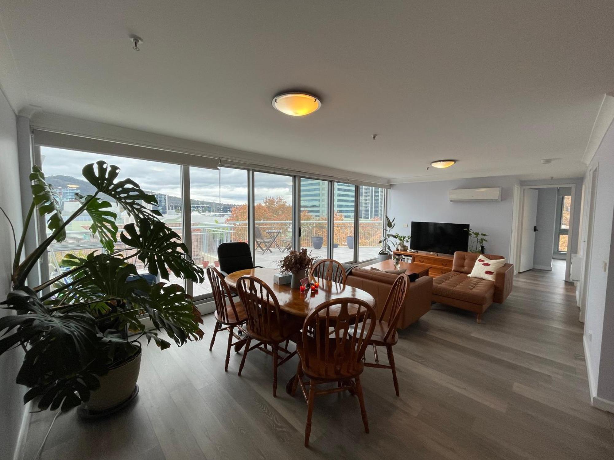 Private Room With Ensuite In The Cbd 캔버라 외부 사진
